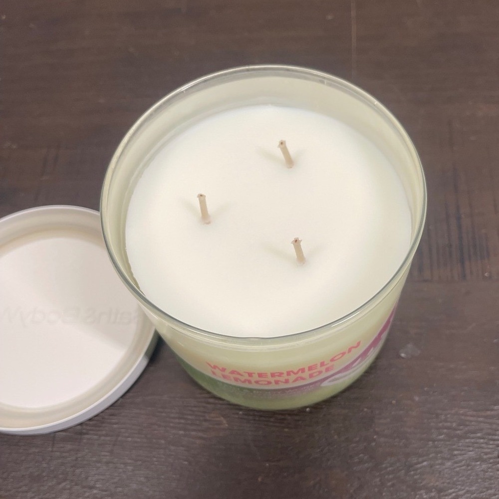Bath & Body Works Watermelon Lemonade 3-Wick Soy Wax Blend Candle 14.5oz - Picture 2 of 2